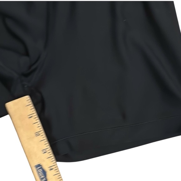 Under Armour Black Athletic Shorts with Moisture-Wicking Fabric - Picture 6 of 6